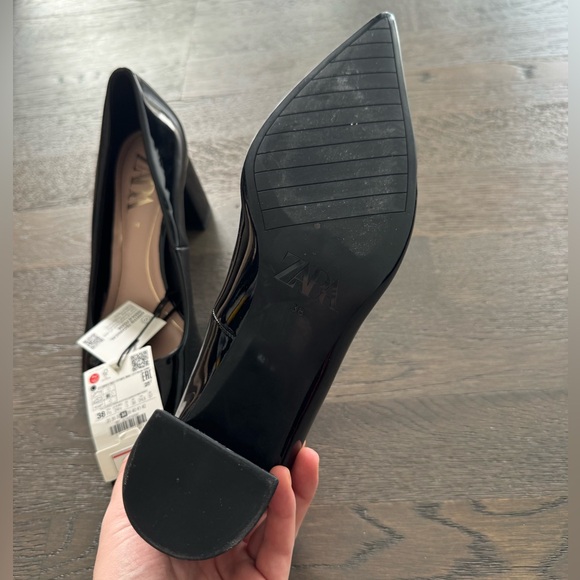 Zara black Patent Block Heel Shoes - Picture 3 of 3